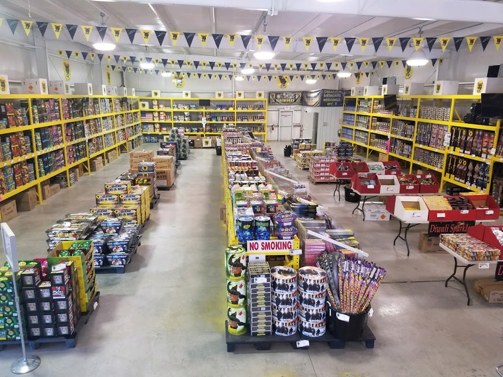 Fireworks World | 7475 US-82, Gainesville, TX 76240, USA | Phone: (940) 736-5938