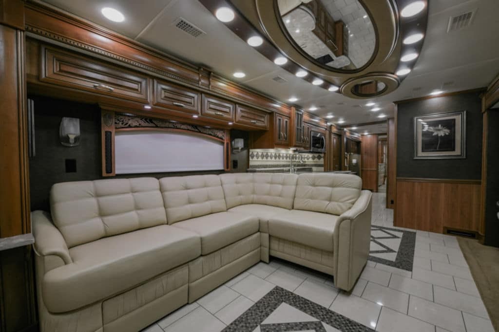 The Motorcoach Store - Luxury Motorcoach Dealer | 3231 59th Dr E Unit 102, Bradenton, FL 34203, USA | Phone: (630) 558-2785