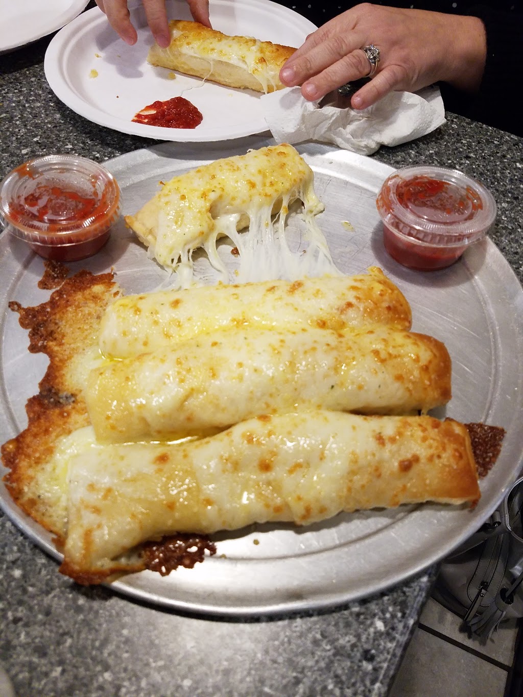 Knollas Pizza Maize | 4041 N Maize Rd Suite 200, Maize, KS 67101, USA | Phone: (316) 722-4662