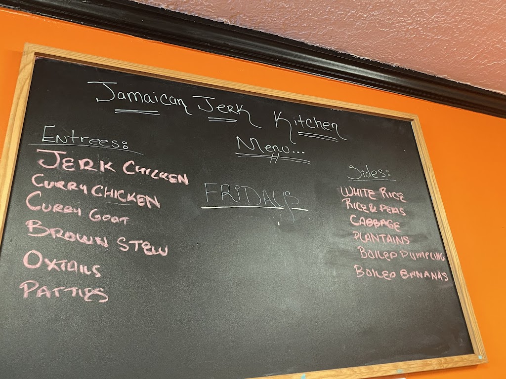 Jamaican Jerk Kitchen | 210 W 8th St, Lakeland, FL 33805, USA | Phone: (863) 701-5150