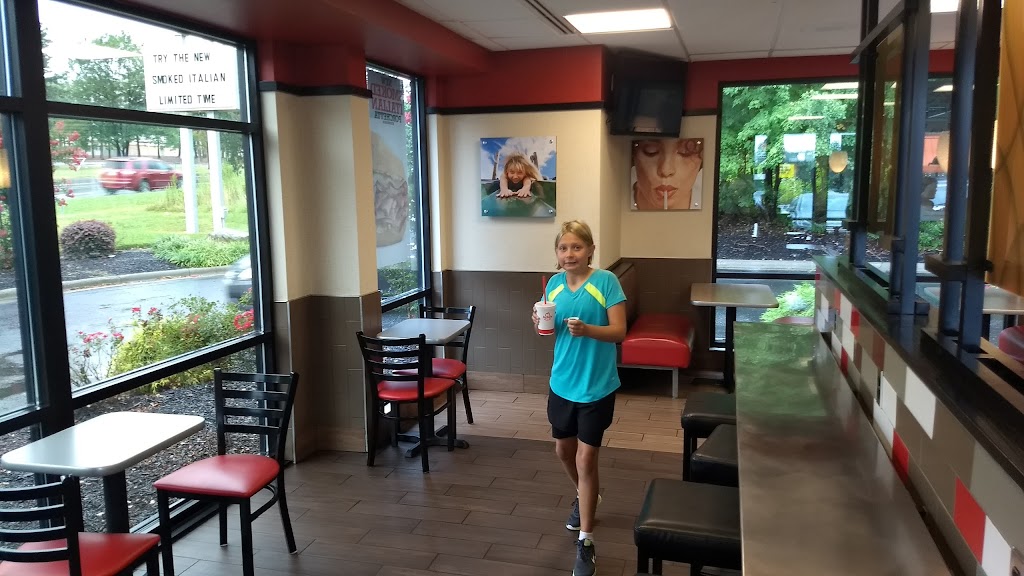 Arbys | 543 W Dixie Dr, Asheboro, NC 27203, USA | Phone: (336) 626-4699