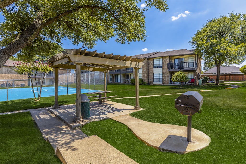 Harwood Hills Apartments | 2452 Hwy 121, Bedford, TX 76021, USA | Phone: (817) 873-6788