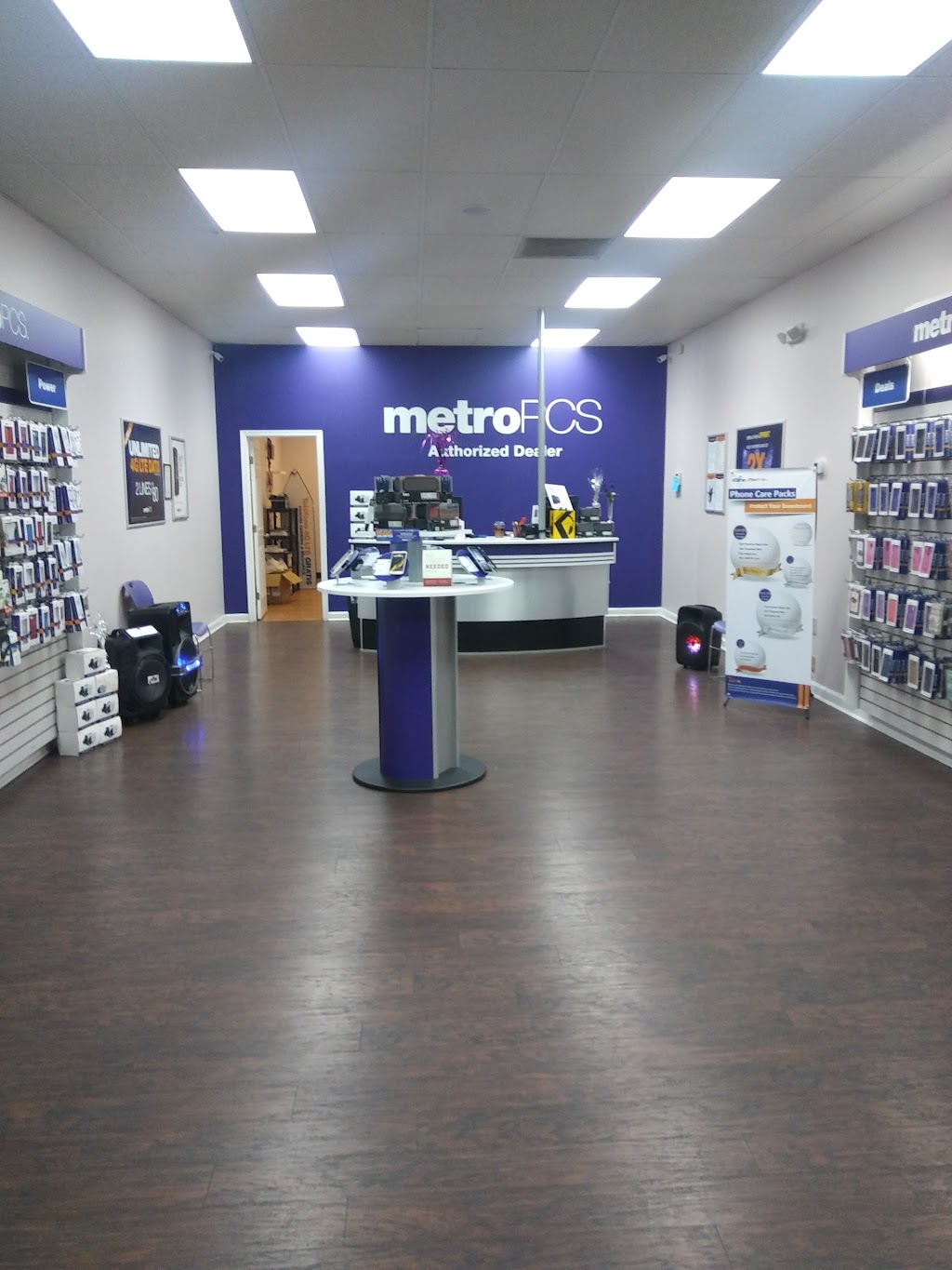Metro by T-Mobile | 12917 Jefferson Ave Ste G, Newport News, VA 23608, USA | Phone: (757) 890-2728