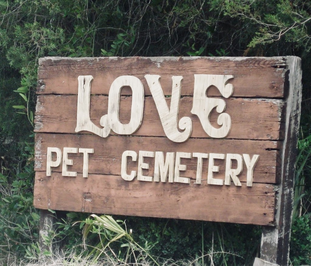 Love Pet Cemetery | 15936 Dane Ln, Hudson, FL 34667, USA | Phone: (352) 345-7151