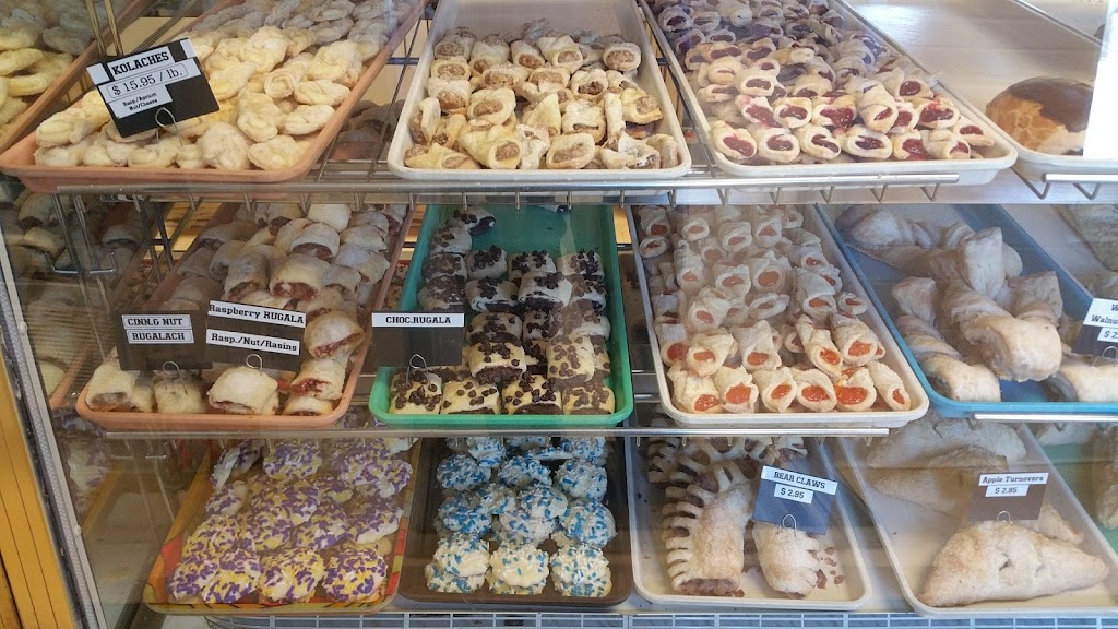 DiBlasis Bakery | 12375 Kinsman Rd bldg l, Newbury Township, OH 44065, USA | Phone: (440) 739-4146