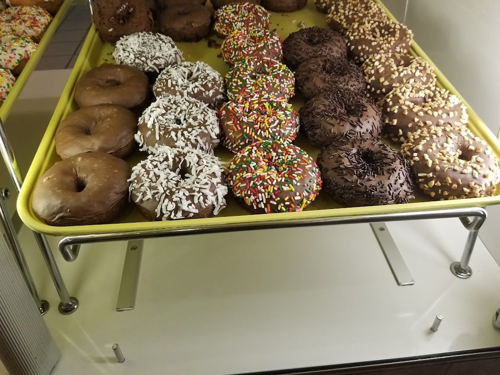 Donut Star | 3358 Yorba Linda Blvd, Fullerton, CA 92831 | Phone: (714) 961-8889