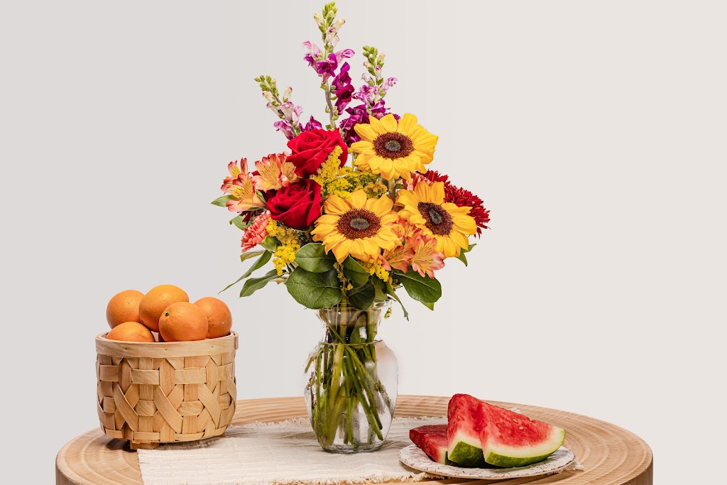 Piccolos Florist | 8335 Maple St, Omaha, NE 68134, USA | Phone: (402) 397-6000