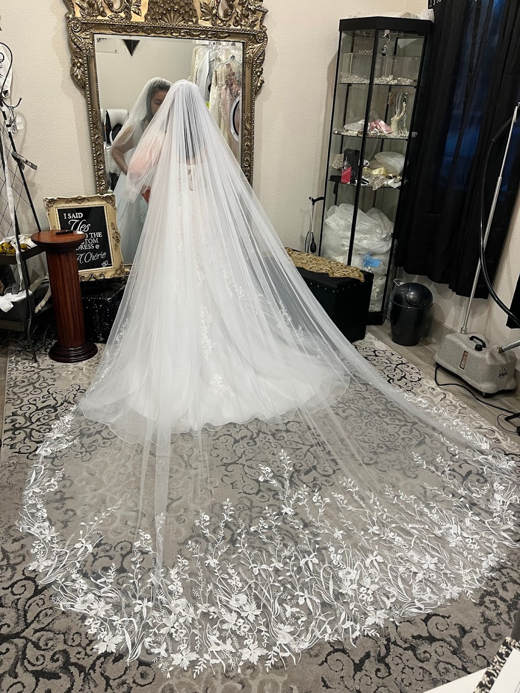 A.Cherie Couture : Custom Wedding Dresses and Alterations | 8000 Fair Oaks Pkwy Suite 3101, Fair Oaks Ranch, TX 78015, USA | Phone: (210) 363-2935