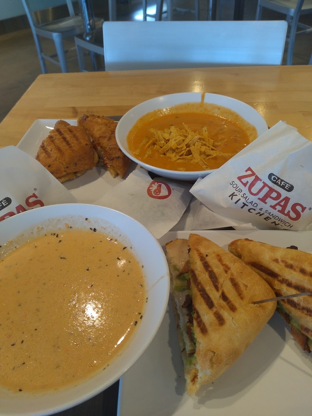 Café Zupas | 8850 W Charleston Blvd, Las Vegas, NV 89117, USA | Phone: (702) 570-4185