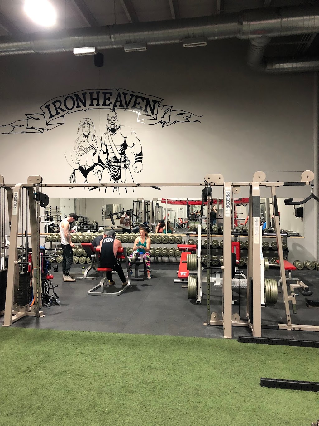 Iron Heaven Gym Chandler | 13211 Chandler Rd, Omaha, NE 68138, USA | Phone: (402) 502-4939