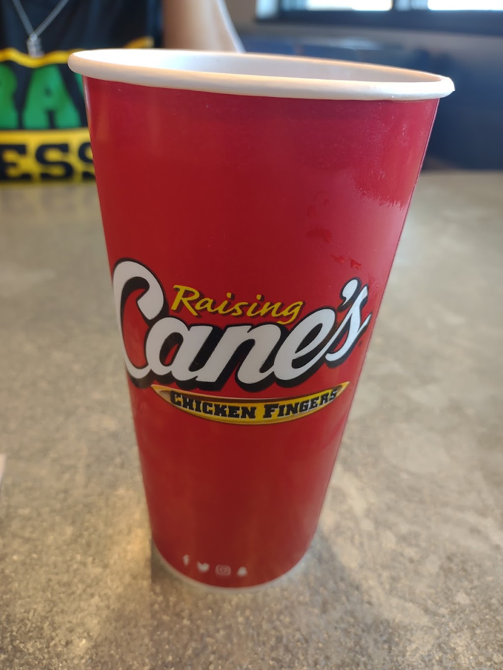 Raising Canes Chicken Fingers | 1765 W Lacey Blvd, Hanford, CA 93230, USA | Phone: (559) 582-2850