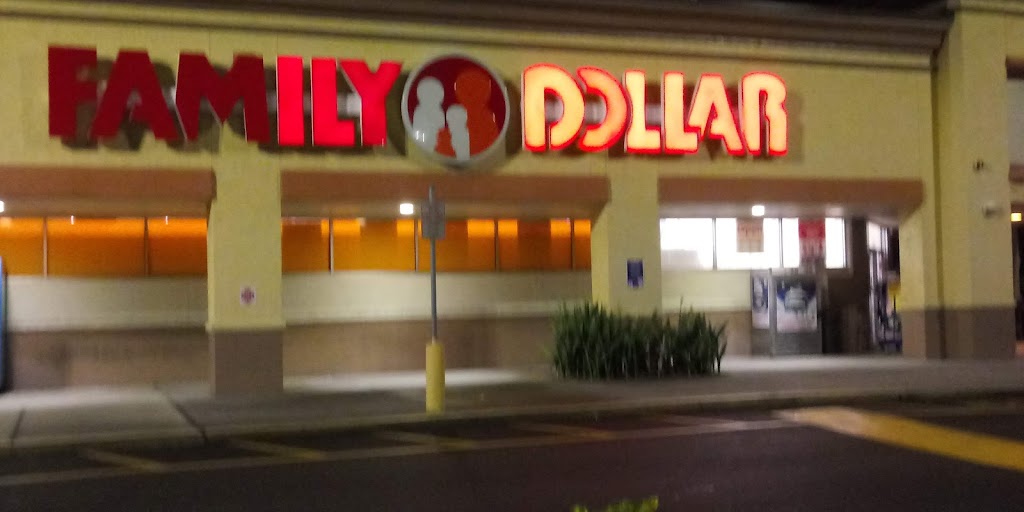 Family Dollar | 4665 Cortez Rd W, Bradenton, FL 34210, USA | Phone: (941) 242-6971