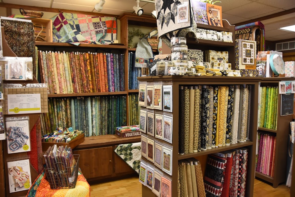 Village Creek Quilts | 123 S Main St, Lodi, WI 53555, USA | Phone: (608) 592-5793