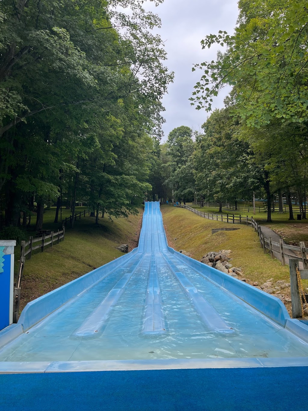 Tomahawk Lake Waterpark | 155 Tomahawk Trail, Sparta Township, NJ 07871, USA | Phone: (973) 398-7777