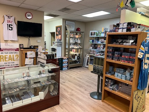 KnT Sports Cards & Memorabilia | 287 S Yonge St, Ormond Beach, FL 32174, USA | Phone: (386) 677-1318