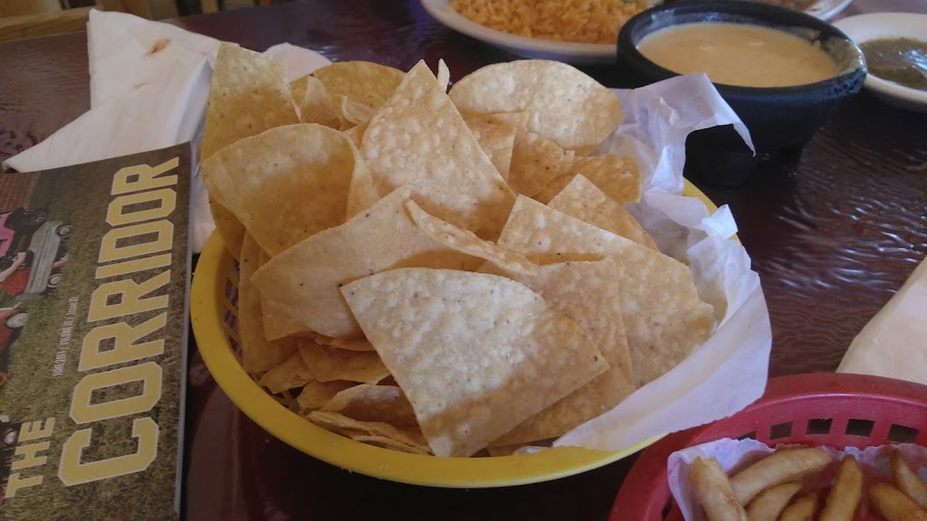 Chavas Mexican Restaurant | 301 N Main St, Yale, OK 74085, USA | Phone: (918) 387-2203