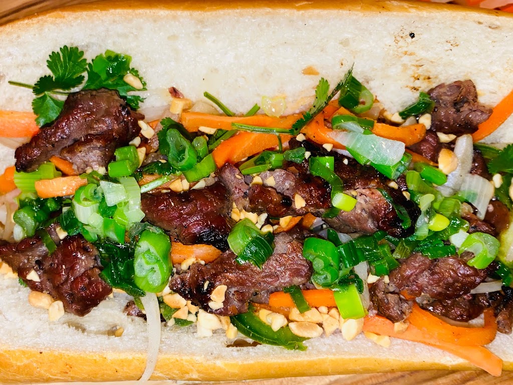 Taste Togo BanhMi | 18230 E Valley Hwy #153, Kent, WA 98032 | Phone: (425) 291-9160