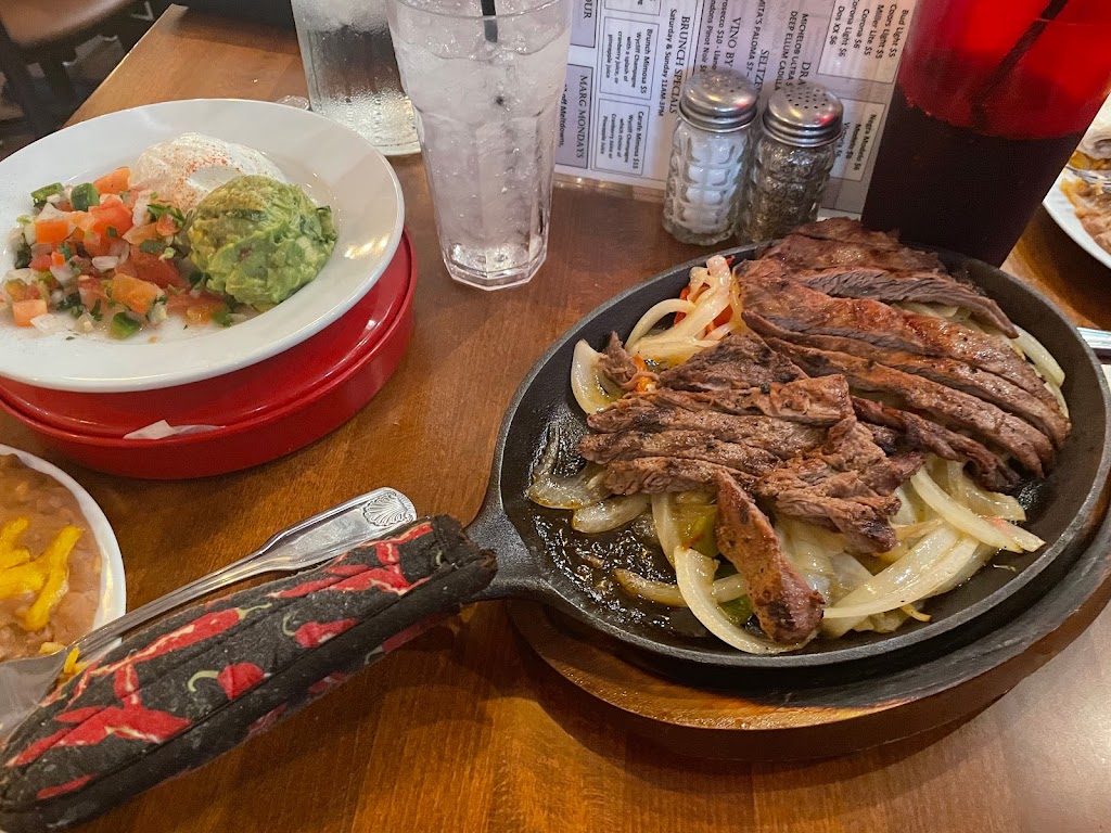 Eddies Tex Mex Cocina | 2018 Greenville Ave, Dallas, TX 75206, USA | Phone: (214) 647-1457