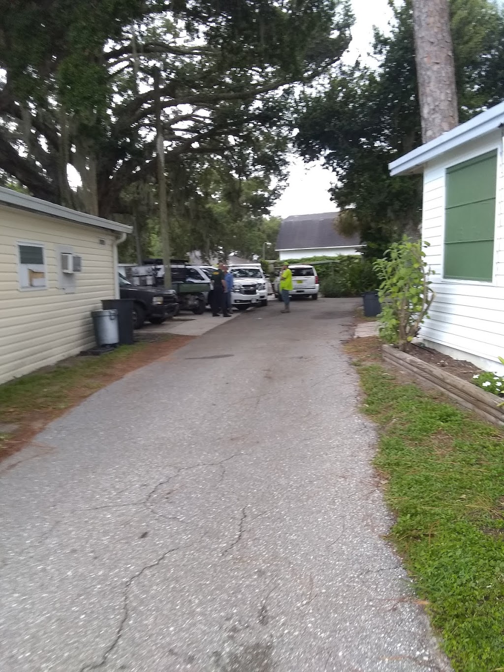 Sarasota Bay Mobile Home Park | 42 W Oak St, Osprey, FL 34229, USA | Phone: (941) 966-5430