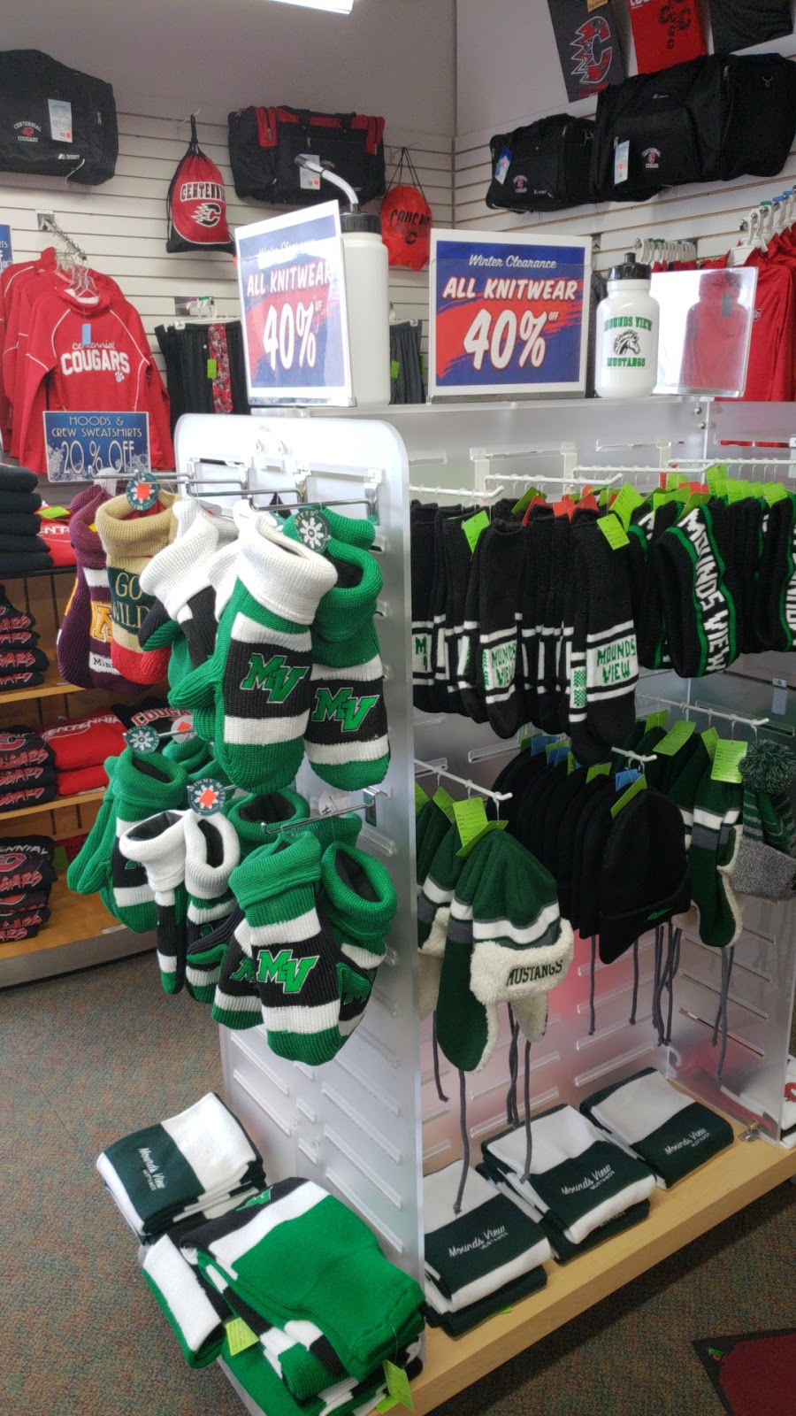 Athletic Outfitters | 4111 85th Ave NE, St Paul, MN 55126, USA | Phone: (763) 785-0661