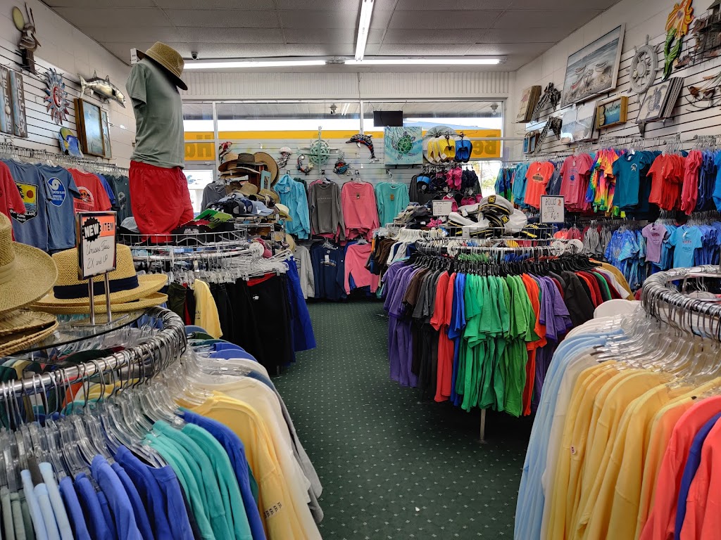 Island Trader | 5336 Gulf Dr, Holmes Beach, FL 34217, USA | Phone: (941) 778-5909