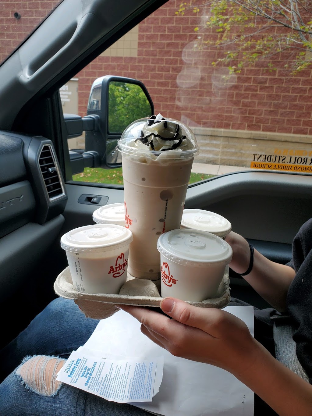 Arbys | 5990 Neal Ave N, Oak Park Heights, MN 55082, USA | Phone: (651) 351-0901