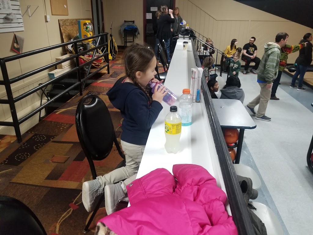 Towne Bowling Academy Inc | 1601 Altamont Ave, Schenectady, NY 12303, USA | Phone: (518) 355-3939