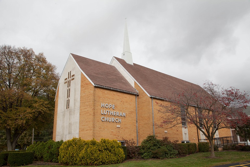 Hope Lutheran Church | 999 Portage Lakes Drive, Akron, OH 44319, USA | Phone: (330) 644-3522