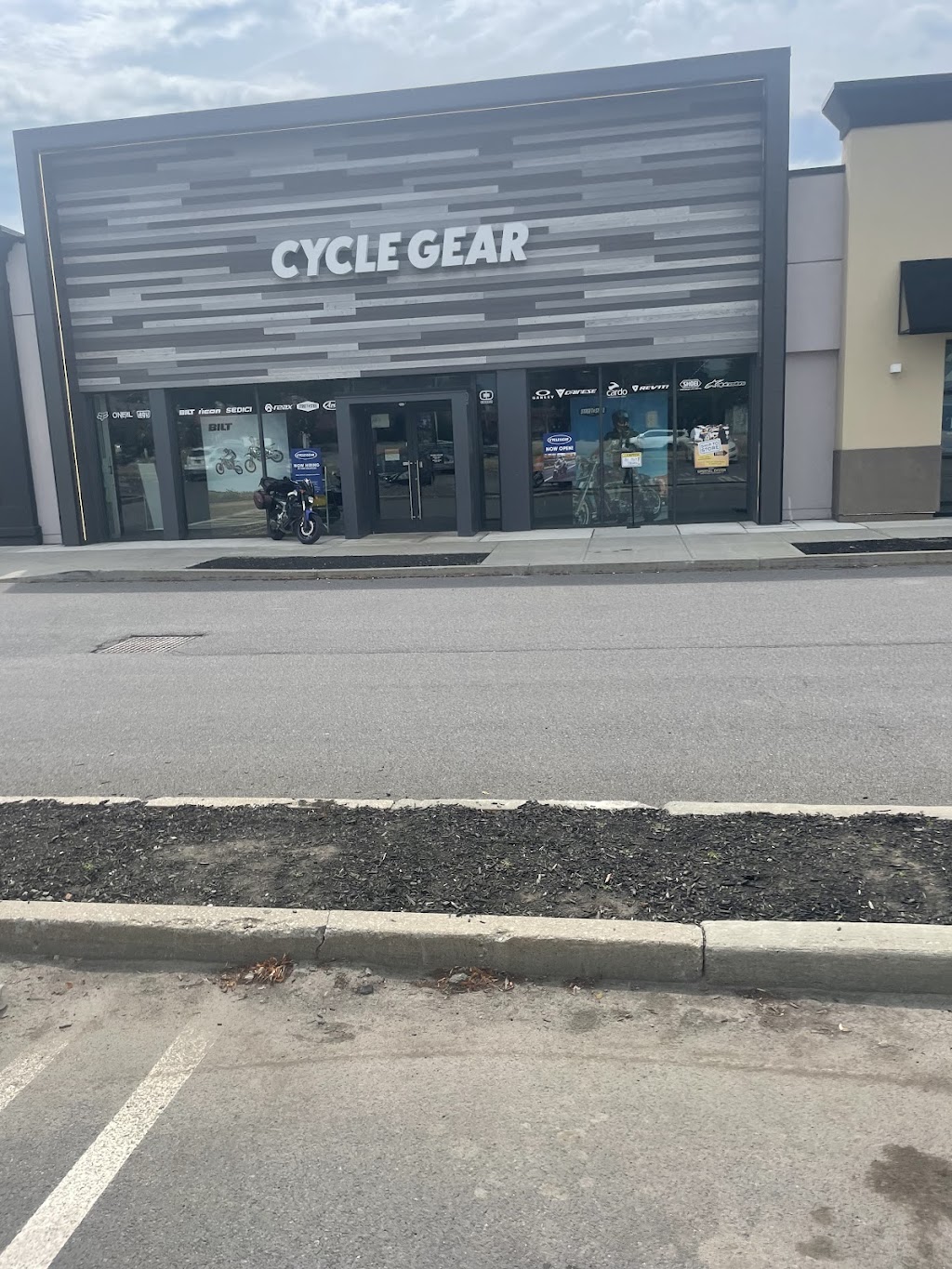 Cycle Gear | 3 Wolf Rd, Colonie, NY 12205, USA | Phone: (518) 618-4014