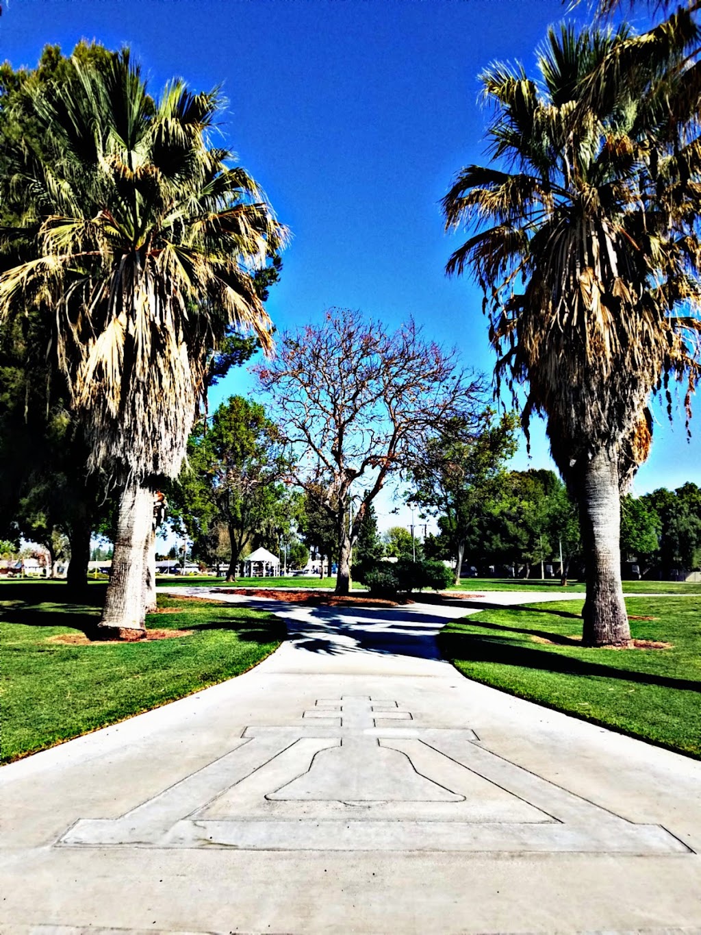 Collett Park | 10950 Collett Ave, Riverside, CA 92505, USA | Phone: (951) 826-2000