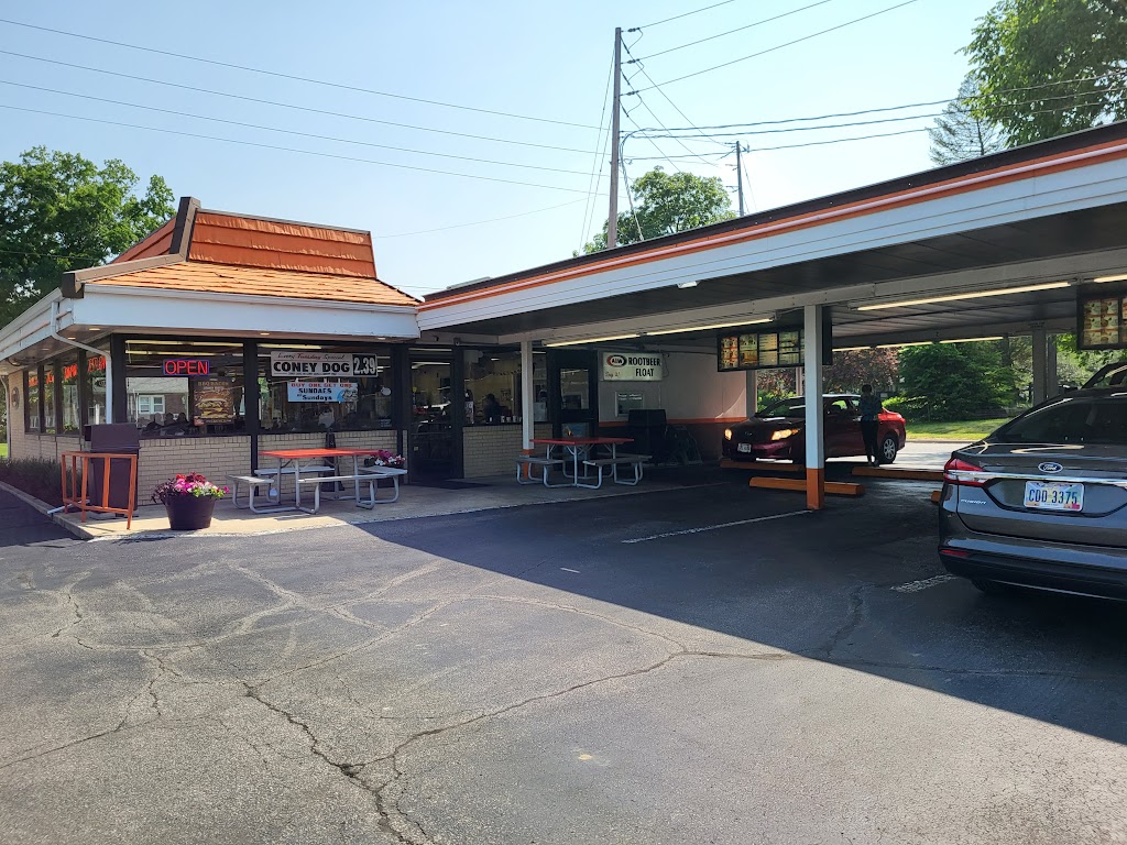 A&W Restaurant | 769 E Main St, Ravenna, OH 44266, USA | Phone: (330) 296-5028