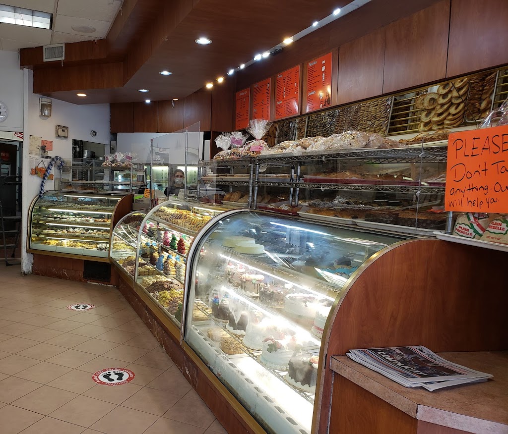 Mona Lisa Bakery | 7717 13th Ave, Brooklyn, NY 11228, USA | Phone: (718) 256-7706