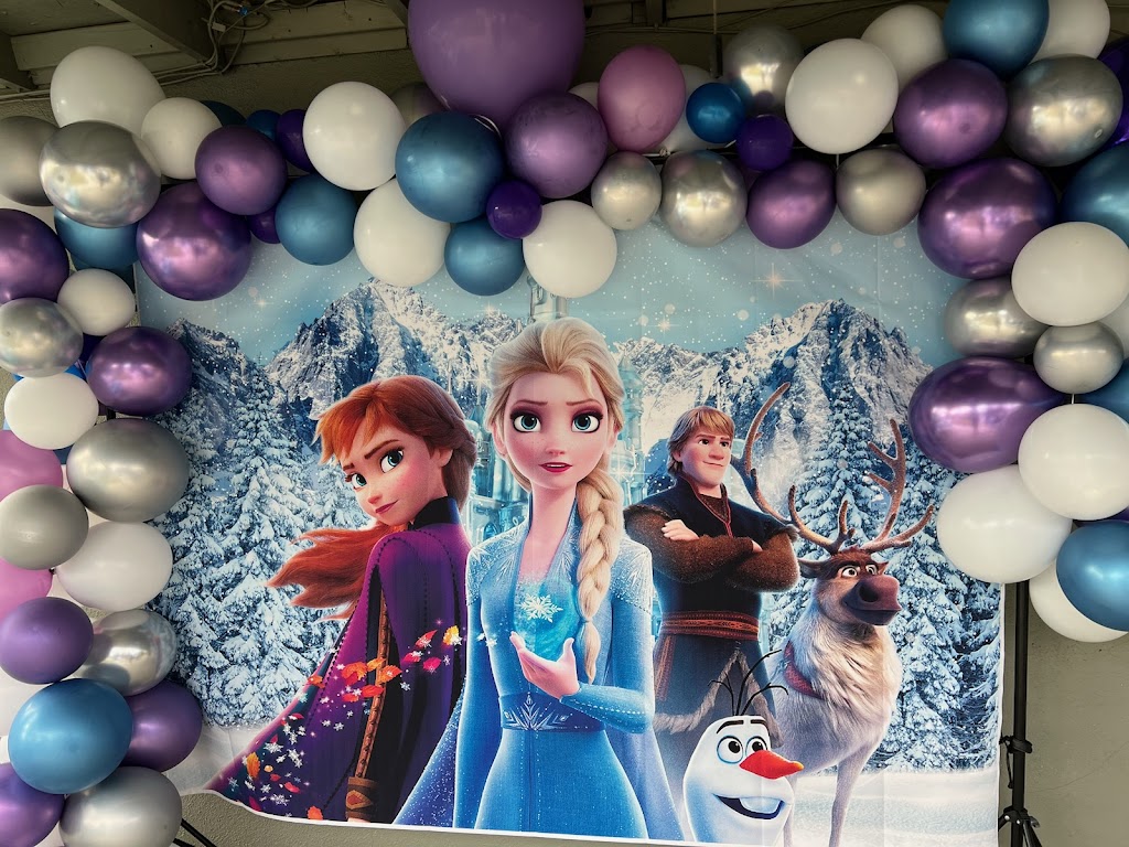 Outta the Box Pinatas | 4517 Baybrook Way, Bakersfield, CA 93313, USA | Phone: (661) 379-2326