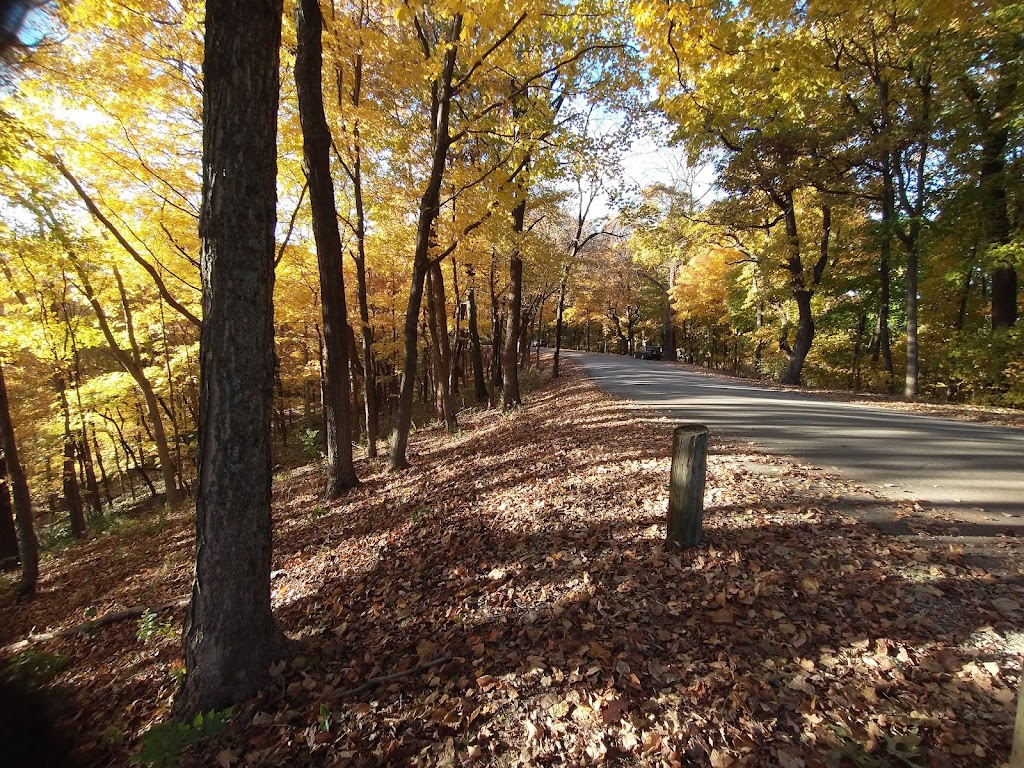 Scenic Overlook, Pere Marquette State Park | Grafton, IL 62037, USA | Phone: (618) 786-2331