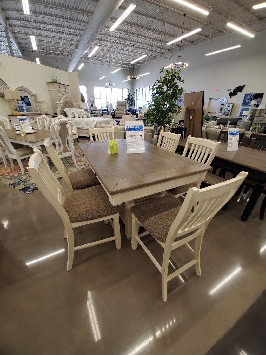 Ivan Smith Furniture | 451 U.S. 287 Frontage Rd, Mansfield, TX 76063, USA | Phone: (682) 222-1312