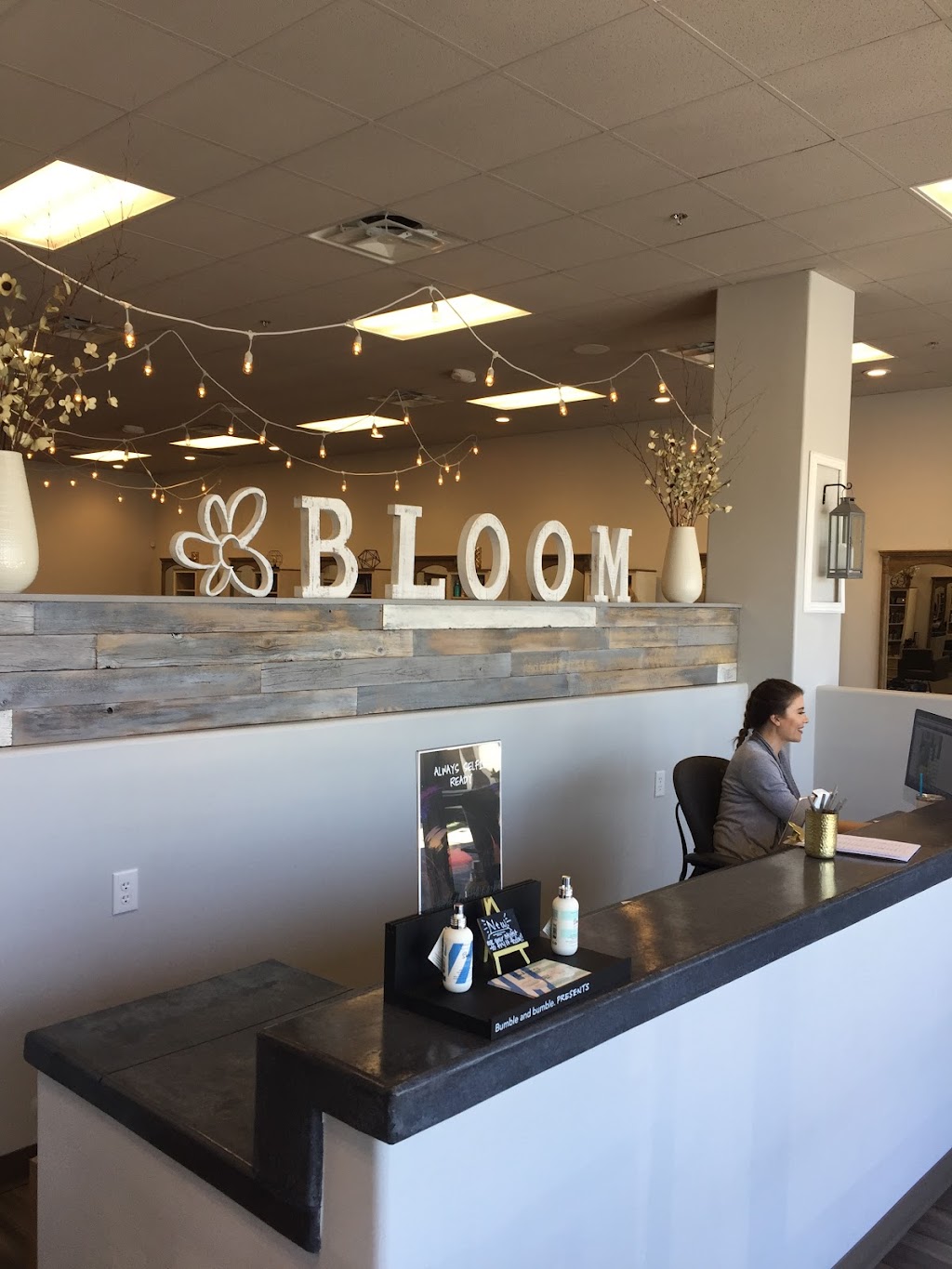 Bloom Salon | 20229 N 67th Ave c2, Glendale, AZ 85308, USA | Phone: (623) 777-1290