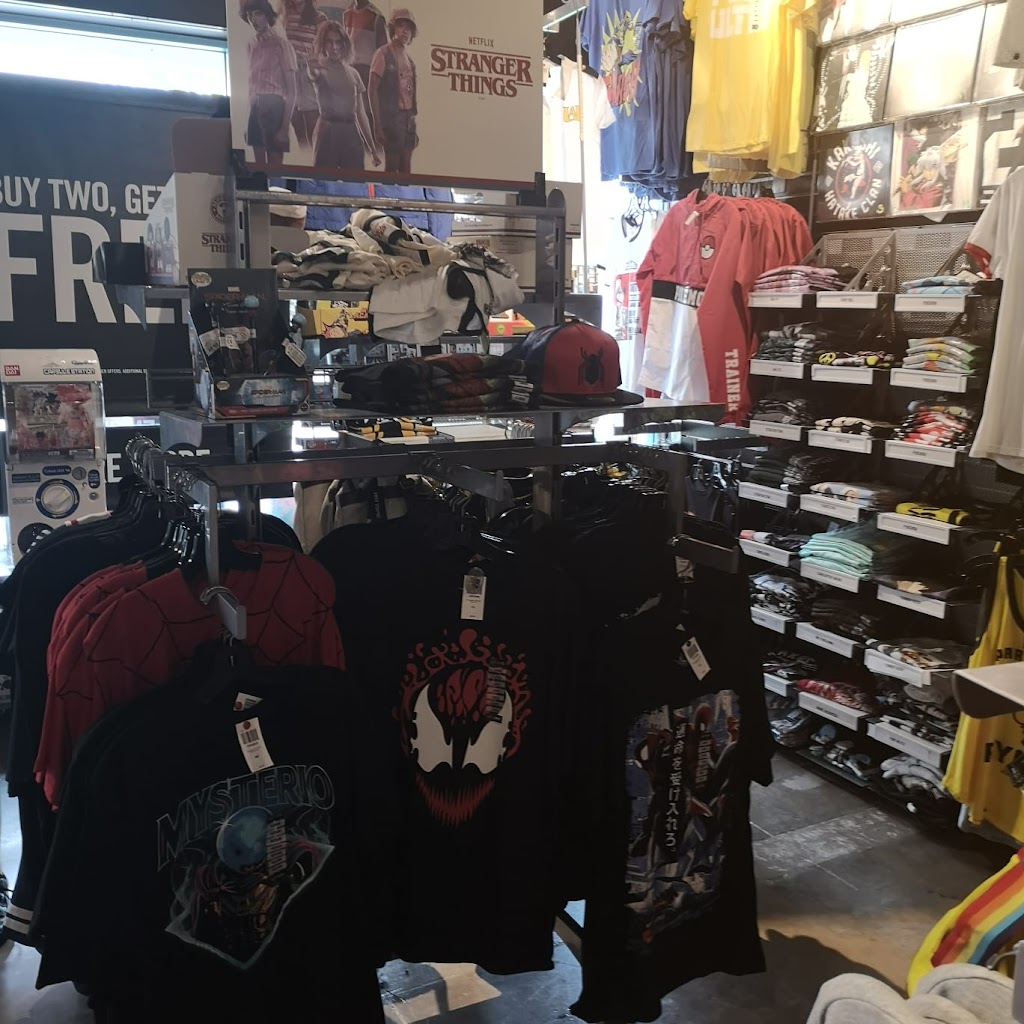 Hot Topic | 5115 Factory Shops Blvd RM 915, Ellenton, FL 34222, USA | Phone: (941) 722-8138