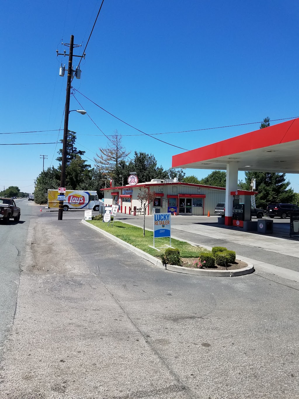 DELTA 88 WATERLOO GAS AND LIQUOR in 5611 Waterloo Rd, Stockton, CA ...