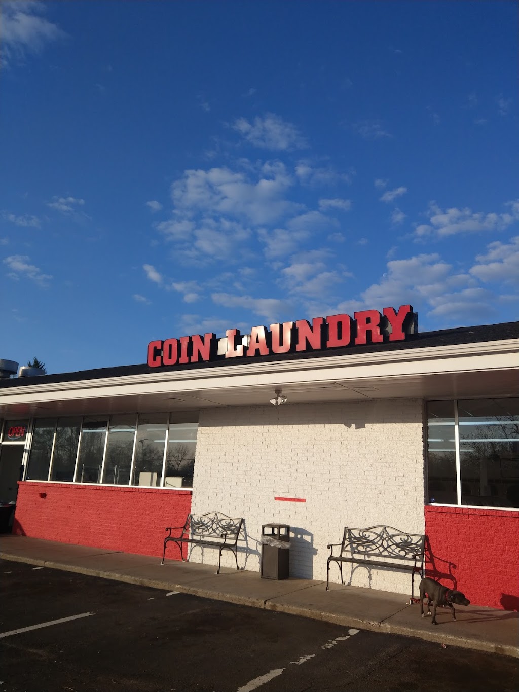 R7 Laundry | 369 Cesar E Chavez Ave, Pontiac, MI 48342, USA | Phone: (248) 481-8725