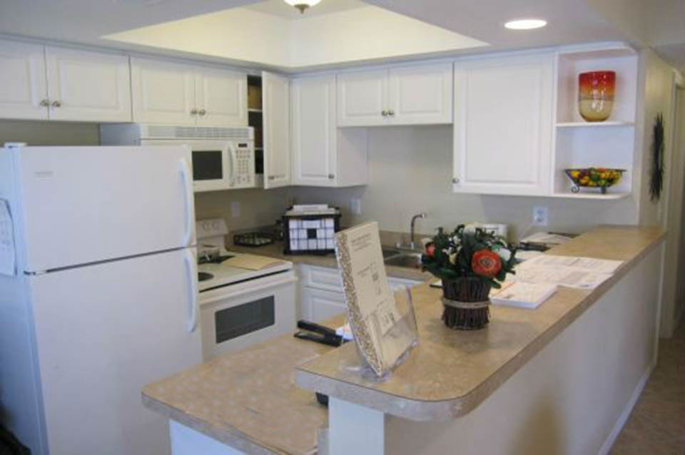 Green Oaks Apartments | 6910 Interbay Blvd, Tampa, FL 33616, USA | Phone: (833) 300-7274