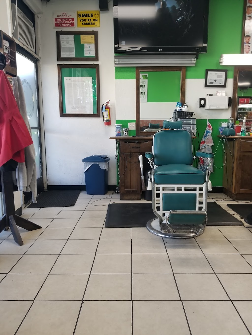 JQs Barber Shop | 1240 E Florence Ave, Los Angeles, CA 90001, USA | Phone: (323) 384-6740