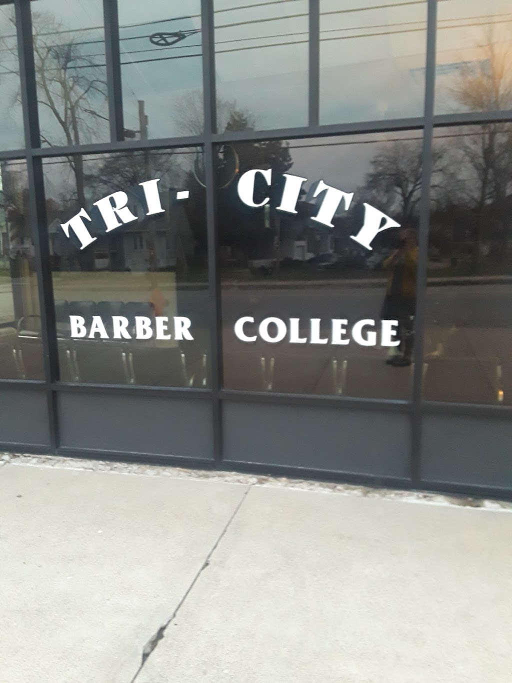 Tri-City Barber College | 2024 S Preston St, Louisville, KY 40217, USA | Phone: (502) 637-4510