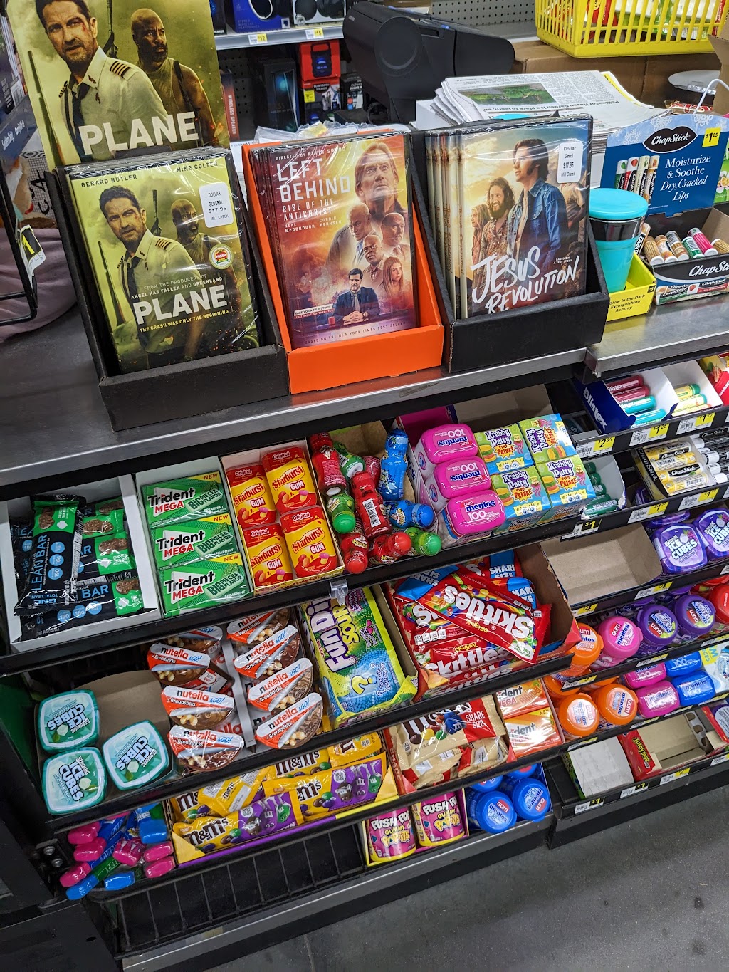 Dollar General | 112 N Main St, Broadway, NC 27505, USA | Phone: (984) 300-0825