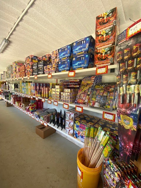 1836 Fireworks | 4259 TX-56, Bells, TX 75414, USA | Phone: (214) 906-4940