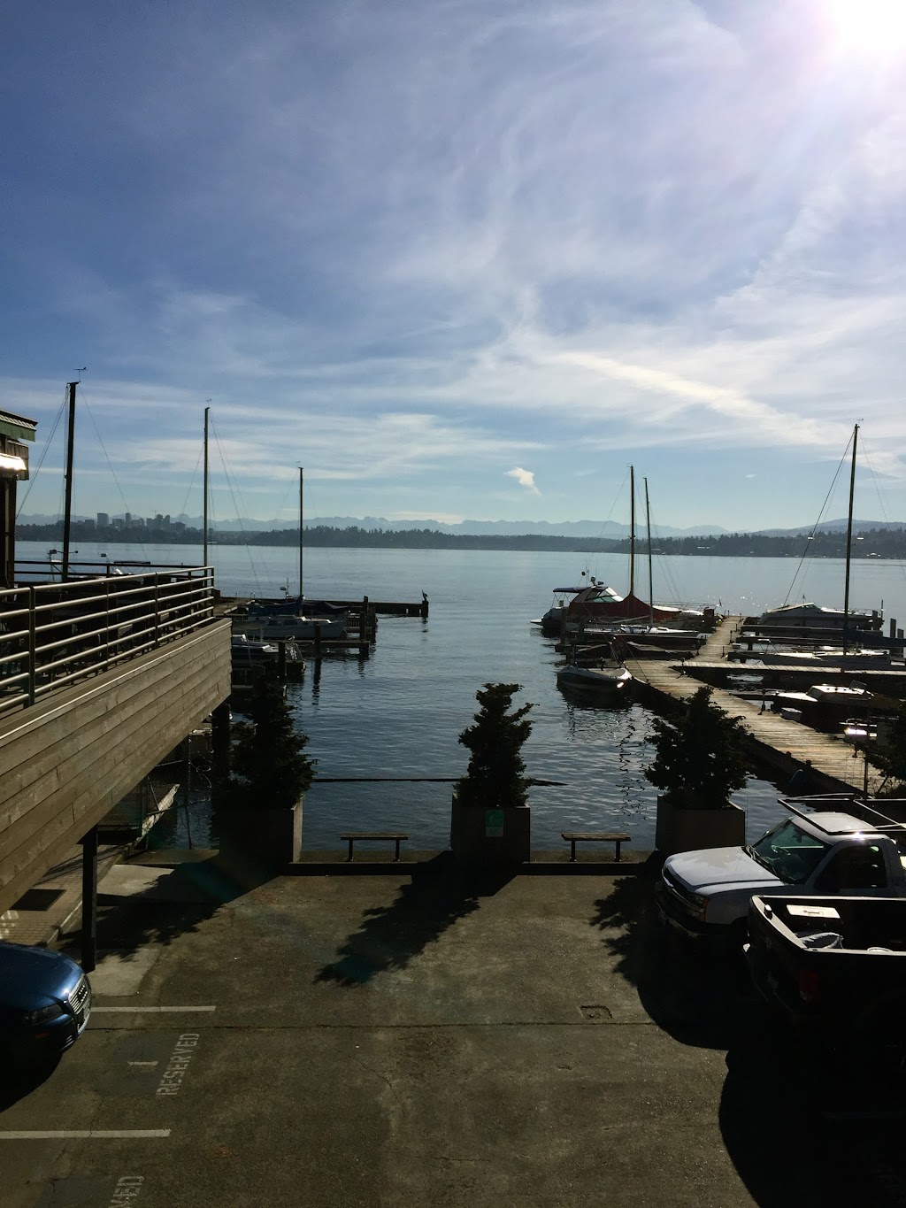 32 Pearls Seattle | 200 Lake Washington Blvd, Seattle, WA 98122, USA | Phone: (206) 322-8862