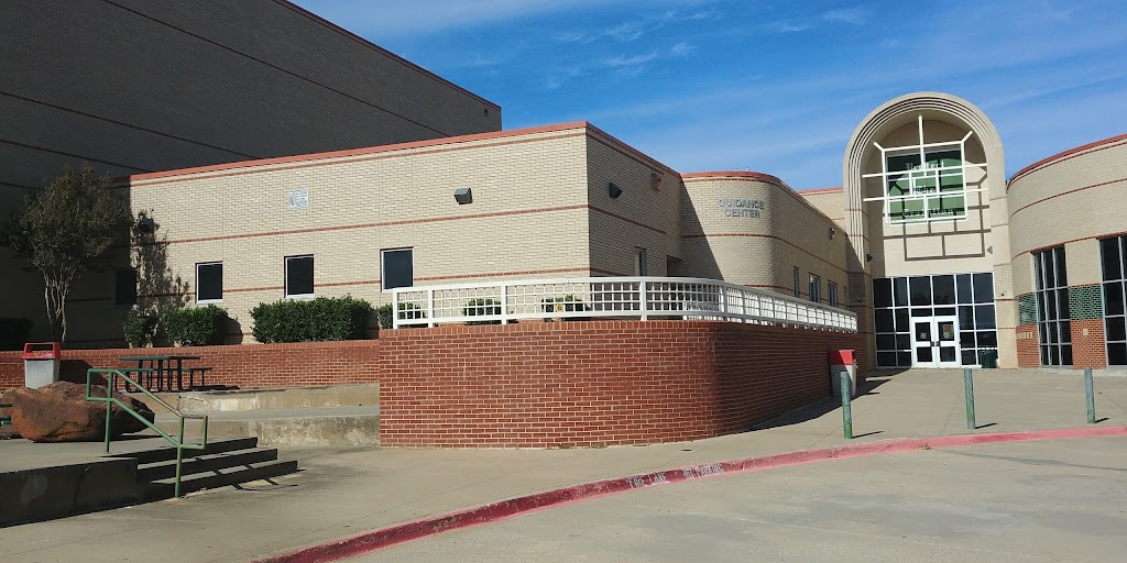 Carroll Senior High School | 1501 W Southlake Blvd, Southlake, TX 76092, USA | Phone: (817) 949-5800