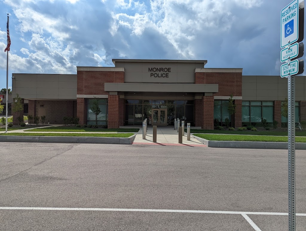 Monroe Police Department | 233 S Main St, Monroe, OH 45050, USA | Phone: (513) 539-9234