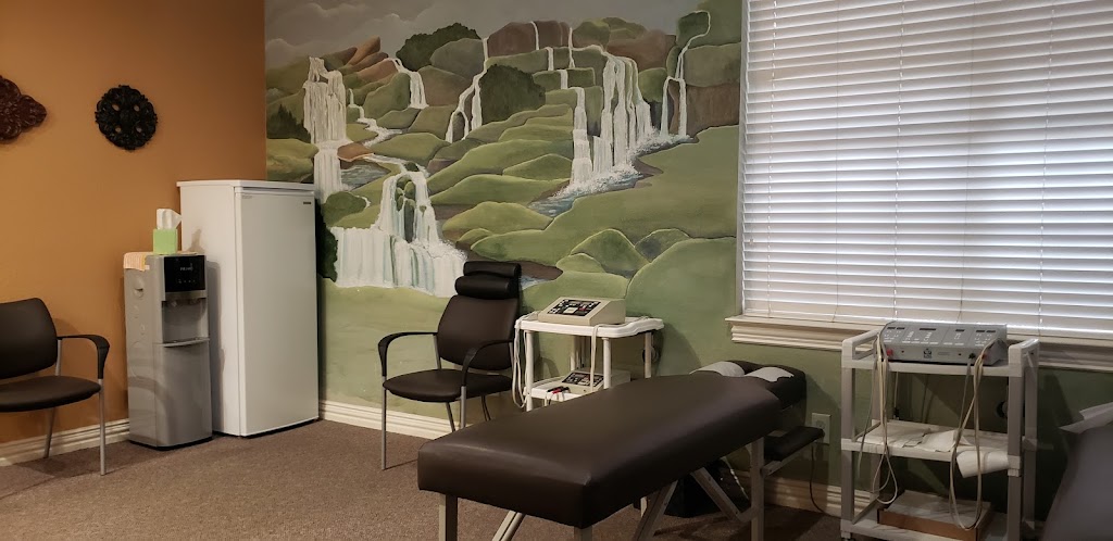 Carrollton Family Chiropractic | 2840 Keller Springs Rd STE 301, Carrollton, TX 75006, USA | Phone: (972) 418-5150