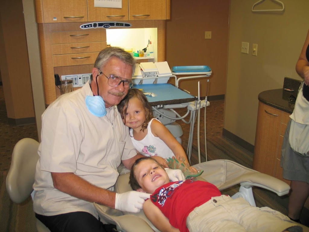 Pewaukee Dental | 1231 George Towne Dr Ste D, Pewaukee, WI 53072, USA | Phone: (262) 691-9832