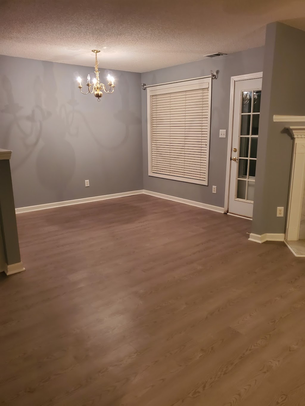 Superior Flooring, Inc | 5007 Village Park Dr, Knightdale, NC 27545, USA | Phone: (919) 217-7001